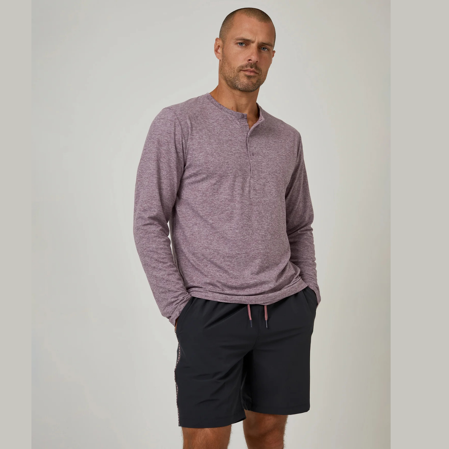 (CHA) 7" CORE Active Short - Charcoal